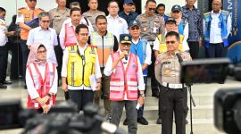 Menteri Perhubungan Budi Karya Sumadi  saat sesi Confrence Pers. / Aziz rakyatjabarnews.com