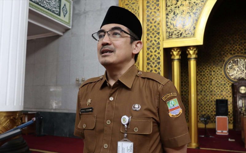 Kabag Kesra Setda Kabupaten Bekasi, Bennie Y. Iskandar
