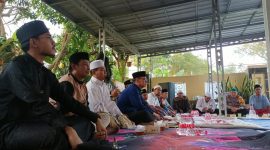 Perkuat silaturahmi: Kepala Desa Muktiwari Bahrudin SE gelar buka bersama dengan aparatur desa dan RT/RW se-Muktiwari, pada Selasa 11 April 2023.