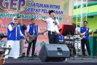 Pj Bupati Bekasi Dani Ramdan menghadiri Safari Ramadhan 1444 H/2023 M dan ikut ramaikan Ramadhan Sregep (Satukan Ritme Gebyar Pelayanan) di Masjid Jami Al Ittihad, Kelurahan Kebalen, Kecamatan Babelan, Kabupaten Bekasi, Rabu (05/04/2023).
