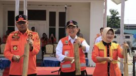 Pj Bupati Dani Ramdan menghadiri Apel Hari Kesiapsiagaan Bencana Nasional, di Museum Gedung Juang, Jl. Sultan Hasanuddin, Tambun Selatan pada Rabu (26/04/2023).