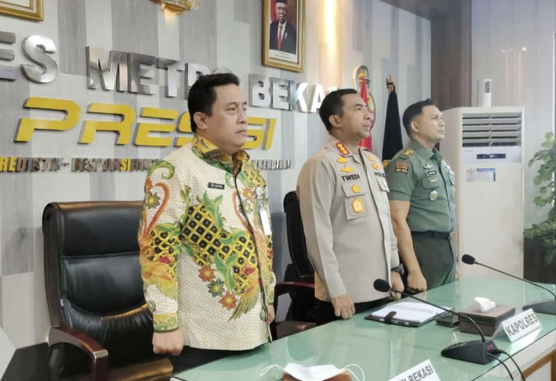 Sekretaris Daerah (Sekda) Kabupaten Bekasi, Dedy Supriyadi mengatakan, Pemkab Bekasi telah berkoordinasi dengan Polres Metro Bekasi dan Kodim 0509 Kabupaten Bekasi dan semua stakeholder untuk kelancaran arus mudik dan arus balik Lebaran. 