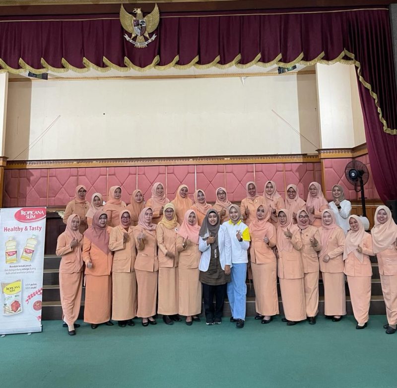  Dalam rangka Hari Hipertensi Sedunia, Tropicana Slim berkolaborasi dengan InaSH (Indonesian Society of Hypertension) dan OMRON melakukan edukasi kesehatan kepada masyarakat tentang pentingnya pencegahan dan kontrol tekanan darah melalui gaya hidup sehat, melalui kampanye #BeatHypertension 2023.
