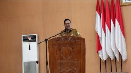 Sekretaris Dinas Kesehatan Kabupaten Bekasi Supriadinata menyampaikan obesitas atau kelebihan berat badan pada Bayi di Bawah Lima Tahun (Balita) menjadi perhatian Pemkab Bekasi. Saat ini ada sekitar 1.440 Balita terindikasi obesitas dan 275 balita di dalamnya masih berusia di bawah dua tahun (0-23 bulan).
