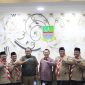 Pj Bupati Bekasi Dani Ramdan akan menerapkan program dari Pemerintah Pusat, Program Prakerja, dalam mengurangi angka pengangguran di Kabupaten Bekasi.