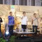 Ketua Bawaslu Kabupaten Bekasi Akbar Khadafi saat menjadi narasumber dalam acara IKP Fest 2023, Diskusi Bekasi Berani Lawan Hoaks Pemilu 2024, di hotel Holiday Inn, pada Rabu, (29/11/2023). 
