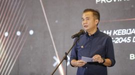 Penjabat Gubernur Jabar Bey Machmudi.