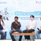 Group Head Regional Enterprise Account XL Axiata, R.Wicaksono bersama tokoh kopi legendaris di Makasar, Daeng Sija dan Founder Kopi Chuseyo, Daniel Hermansyah dalam acara roadshow Bincang UKM di Makassar, beberapa waktu lalu.  Acara Bincang UKM merupakan serial event yang diadakan oleh XL Axiata Business Solutions dengan konsep berbagi pengetahuan dari para pengusaha yang sudah sukses dan berhasil menjalankan bisnisnya kepada para pemilik usaha di berbagai Kota. Dalam kesempatan ini, Bincang UKM yang diadakan di Makasar memperkenalkan XL SATU BIZ yang dapat  meningkatkan efisiensi dan produktivitas bisnis dalam satu kemudahan.

