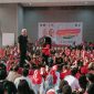Capres : Ganjar Pranowo, menghadiri kegiatan konsolidasi dengan buruh dan pelaku UMKM di Gedung Guru Kabupaten Bekasi, Jawa Barat, Kamis, 14 Desember 2023