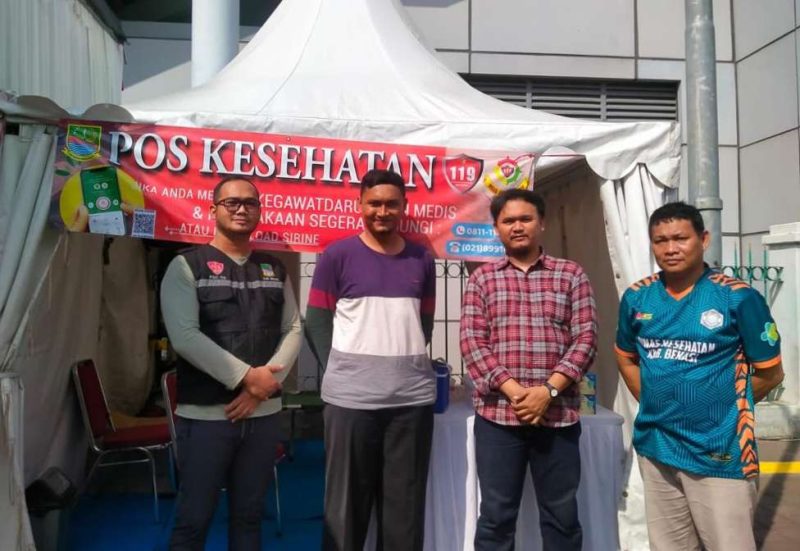 Salah satu Posko Kesehatan yang disiagakan Dinkes Kabupaten Bekasi dalam rangka membantu kelancaran Natal 2023 dan Tahun Baru (Nataru) 2024.
