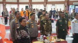 Pj Bupati Bekasi Dani Ramdan menghadiri Coffee Morning yang digelar Polres Metro Bekasi dalam rangka konsolidasi kesiapan Pemilu 2024 bersama Kapolda Metro Jaya Irjen Pol Karyoto, di Gedung Promoter Polres Metro Bekasi, Cikarang Utara pada Kamis (11/1/2024).
