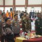 Pj Bupati Bekasi Dani Ramdan menghadiri Coffee Morning yang digelar Polres Metro Bekasi dalam rangka konsolidasi kesiapan Pemilu 2024 bersama Kapolda Metro Jaya Irjen Pol Karyoto, di Gedung Promoter Polres Metro Bekasi, Cikarang Utara pada Kamis (11/1/2024).
