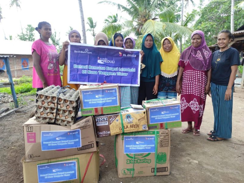 XL Axiata bekerjasama dengan Yayasan Benih Baik menyerahkan langsung bantuan darurat kebencanaan erupsi Gunung Lewotobi Laki-laki di Pengungsian yang berada  di Kecamatan Wulanggitang, Kabupaten Flores Timur, Nusa Tenggara Timur, pekan lalu.  Bantuan ini merupakan bentuk kepedulian XL Axiata untuk Masyarakat di Kabupaten Flores Timur.  XL Axiata juga memastikan jaringan aman tidak terdampak secara signifikan dan terus beroperasi dengan normal selama bencana ini.