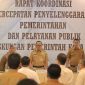 Pj. Wali Kota Bekasi Gani Muhamad dengan menghadirkan Tim Percepatan Penyelenggaraan Pemerintahan dan Pelayanan Publik 