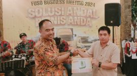 Door Prize: Branch Manager Mitsubishi SSPM Jababeka Cikarang, Andi Mulyawan.