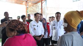 Pj Bupati Bekasi Dani Ramdan memonitoring langsung jalannya Rapat Pleno Terbuka Rekapitulasi Perolehan Suara Pemilu 2024 di beberapa wilayah Kabupaten Bekasi.