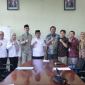 Cirebon - Bupati Cirebon, Drs. H. Imron, M.Ag meminta proses penyusunan dan pengesahan Peraturan Daerah (Perda) Kawasan Tanpa Rokok (KTR) bisa dipercepat.