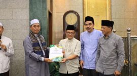 Pemerintah Kota Bekasi agendakan rutin menggelar Tarawih Keliling (Tarling) bergantian di 12 Kecamatan se- Kota Bekasi yang diikuti langsung oleh Pj. Wali Kota Bekasi Gani Muhamad.