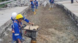 PT Jasamarga Tollroad Maintenance (JMTM) selaku service provider pemeliharaan jalan melakukan pemeliharaan rutin di Ruas Jalan Tol Jakarta-Cikampek.