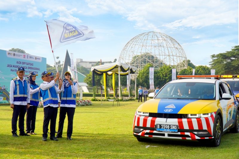 Kick Off Satgas Jasa Marga Siaga Hari Raya Idul Fitri 1445H digelar untuk menunjukkan kesiapan layanan operasional Jasa Marga.
