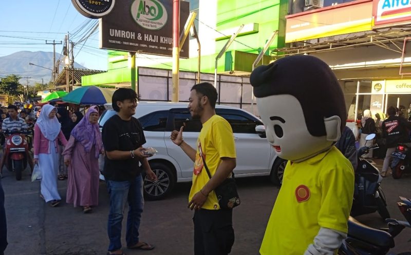 Maxim Sukabumi Gelar
Bagi-Bagi Takjil Untuk Masyarakat, Wujud Kepedulian Kepada Masyarakat.