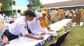 SMP Negeri 7 Kota Cirebon.