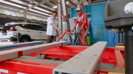 Kepala Bengkel Bodi dan Cat Mitsubishi Bekasi, Dede Suhendi, pada Sabtu 9 Maret 2024.