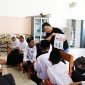 Lippo Cikarang Mengajar memberikan sosialisasi tentang bahaya penggunaan plastik dan dampaknya bagi lingkungan kepada lebih dari 150 siswa kelas 1, 2, dan 3 SDN Cicau 01 Cikarang Pusat.