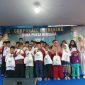 Berbagi : Kang Edoy selaku CEO Jalanduluaja.com berbagi rezeki dengan anak yatim, Minggu 24 Maret di Waterboom Lippo Cikarang. / aziz rakyatjabarnews.com