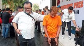 Praktek dokter gadungan bernama dr Ingwy Tito Banyu alias Sunaryanto (39)  berhasil diringkus polisi.