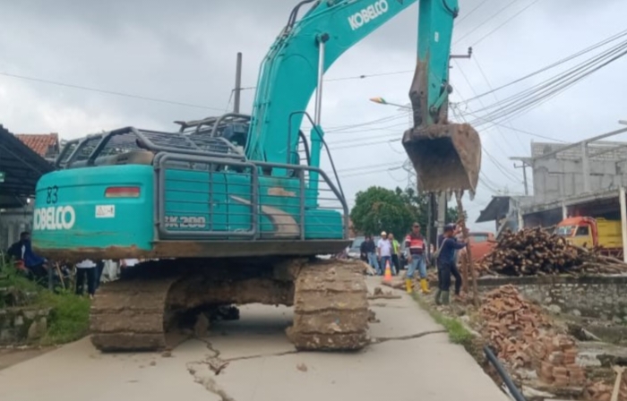 Gercep: Terjadinya longsor susulan di Kp. Legok Cariu, Desa Sukamukti, Kecamatan Bojongmangu pada Rabu (13/03/2024).