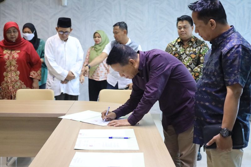 Pemerintah Kota Bekasi telah melakukan penandatanganan Berita Acara Serah Terima (BAST) Pengelolaan Pasar Jatiasih kepada PT. Mukti Sarana Abadi.
