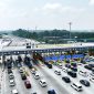 Suasana : Gerbang Tol Cikampek Utama 1, pada Minggu 7 April 2024.