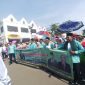 Meriah : Para peserta pawai Ta'aruf MTQ ke-38 tingkat Provinsi Jawa Barat.
