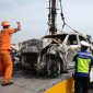 Kecelakaan melibatkan tiga kendaraan terjadi di tol Jakarta-Cikampek KM 58, Karawang, Jawa Barat, Senin (8/4/2024).