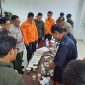 Badan Narkotika Kabupaten (BNK) Bekasi dengan lakukan tes urine terhadap para pegawai ASN dan Non ASN di Badan Penanggulangan Bencana Daerah (BPBD) Kabupaten Bekasi, pada Selasa (07/05/2024).