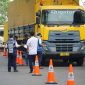 Jasamarga Metropolitan Tollroad (JMT) sebagai pengelola Jalan Tol Cipularang bersama pihak Kepolisian.