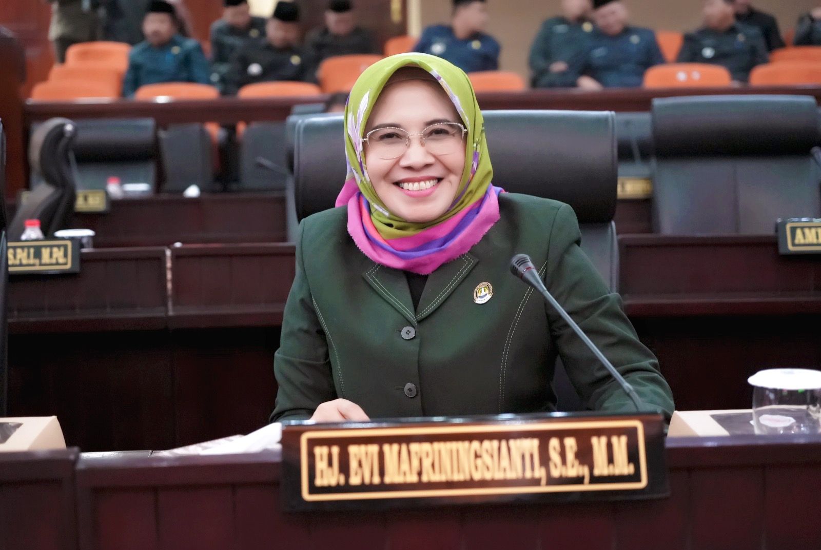 Ketua Fraksi PAN DPRD Kota Bekasi, Evi Mafriningsianti