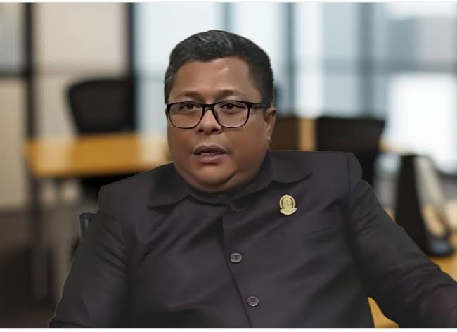 Sekretaris Komisi I DPRD Kota Bekasi.