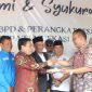 Ketua DPRD Kabupaten Bekasi BN. Holik Qodratullah mengungkapkan bahwa pemerintah pusat telah mengambil keputusan yang tepat dengan memperpanjang masa kerja Kepala Desa dan BPD