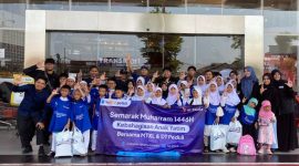 MTXL Axiata bekerja sama dengan Daarut Tauhiid (DT) Peduli Jakarta di Cilandak, Jakarta Selatan, dengan menggelar acara belanja bareng bersama anak yatim dhuafa. Barang yang bisa didapatkan oleh mereka berupa baju dan peralatan ibadah, Sabtu (20/7). Penerima manfaat langsung dari adanya kegiatan ini ada lebih dari 750 orang yang tersebar di 15 kota/kabupaten.