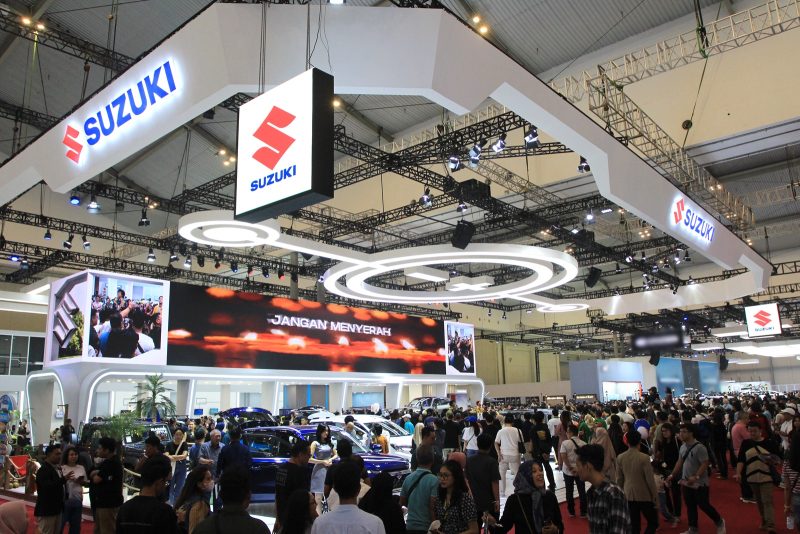 PT Suzuki Indomobil Sales (SIS) berhasil menembus target penjualan selama 11 hari. Tercatat 1.705 SPK (Surat Pemesanan Kendaraan) berbagai model menjadi favorit.