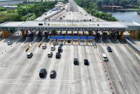 PT Jasamarga Transjawa Tol mencatat peningkatan volume lalu lintas kendaraan di sejumlah Gerbang Tol (GT).