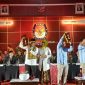 Pikada Depok : Nomor urut satu yakni Imam Budi Hartono-Ririn Farabi Arafiq Sedangkan nomor urut dua yakni Supian Suri-Chandra Rahmansyah.