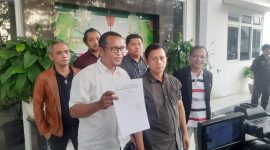 Siswadi, kuasa hukum Wakil Ketua DPRD Kabupaten Bekasi, Soleman menyebut jika kliennya menjadi korban politik jelang Pemilihan Kepala Daerah (Pilkada) 2024.