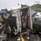 Kecelakaan beruntun di Tol Cipularang arah Jakarta, Senin (11/11). (Dok. PJR Cipularang).