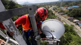 XL Axiata memprediksi akan terjadi peningkatan trafik mencapai 10% - 20% dibandingkan rata-rata trafik pada kondisi normal hari biasa.
