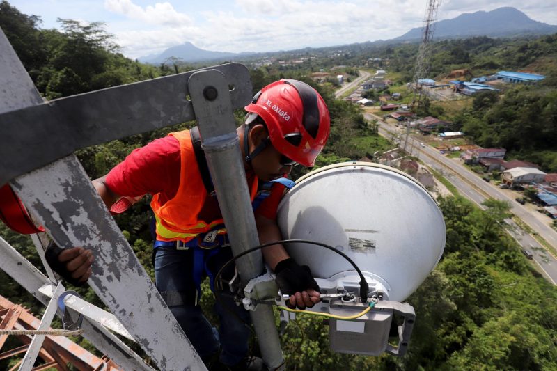 XL Axiata memprediksi akan terjadi peningkatan trafik mencapai 10% - 20% dibandingkan rata-rata trafik pada kondisi normal hari biasa.