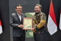 PT Jasa Marga (Persero) Tbk. kembali menorehkan prestasi di kancah nasional dengan meraih penghargaan kategori “Best Literacy for Climate Resilience” pada ajang Investing on Climate by Editor’s Choice Awards 2024, yang berlangsung pada Rabu (04/12/2024).