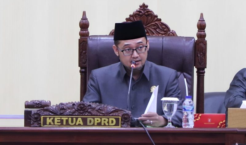 Ketua DPRD Kabupaten Bekasi Ade Sukron